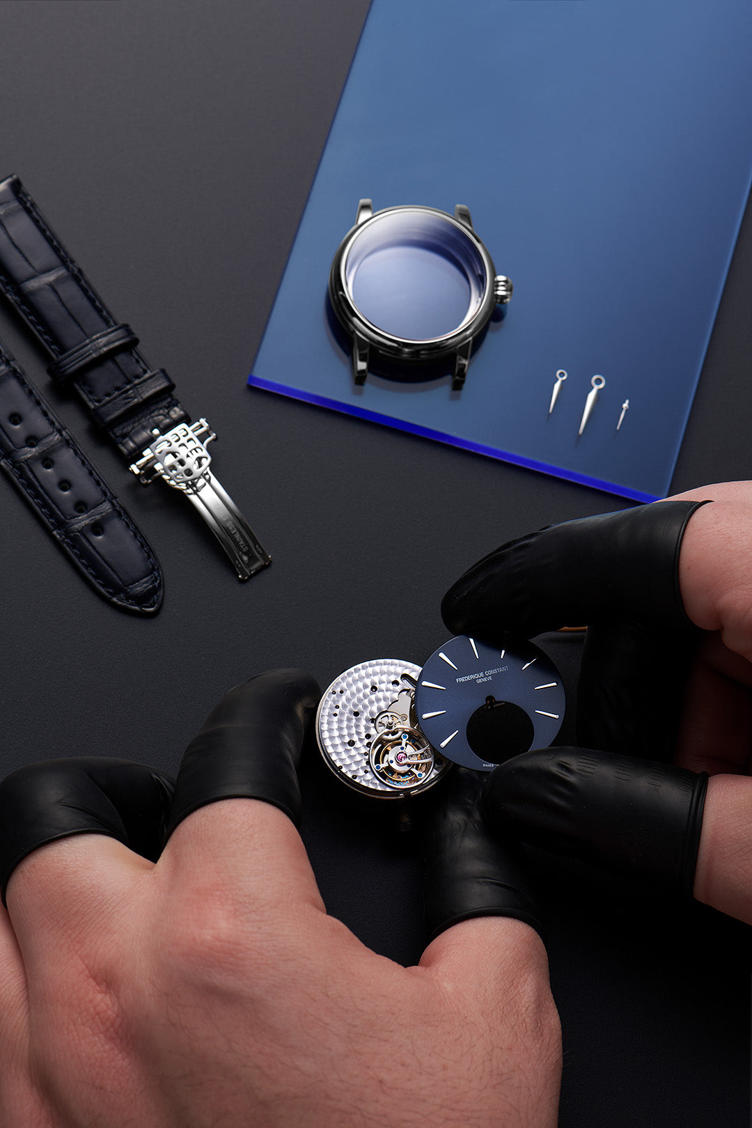 Frederique Constant（康斯登）兩款全新週年紀念陀飛輪精鋼腕錶 by SwissP