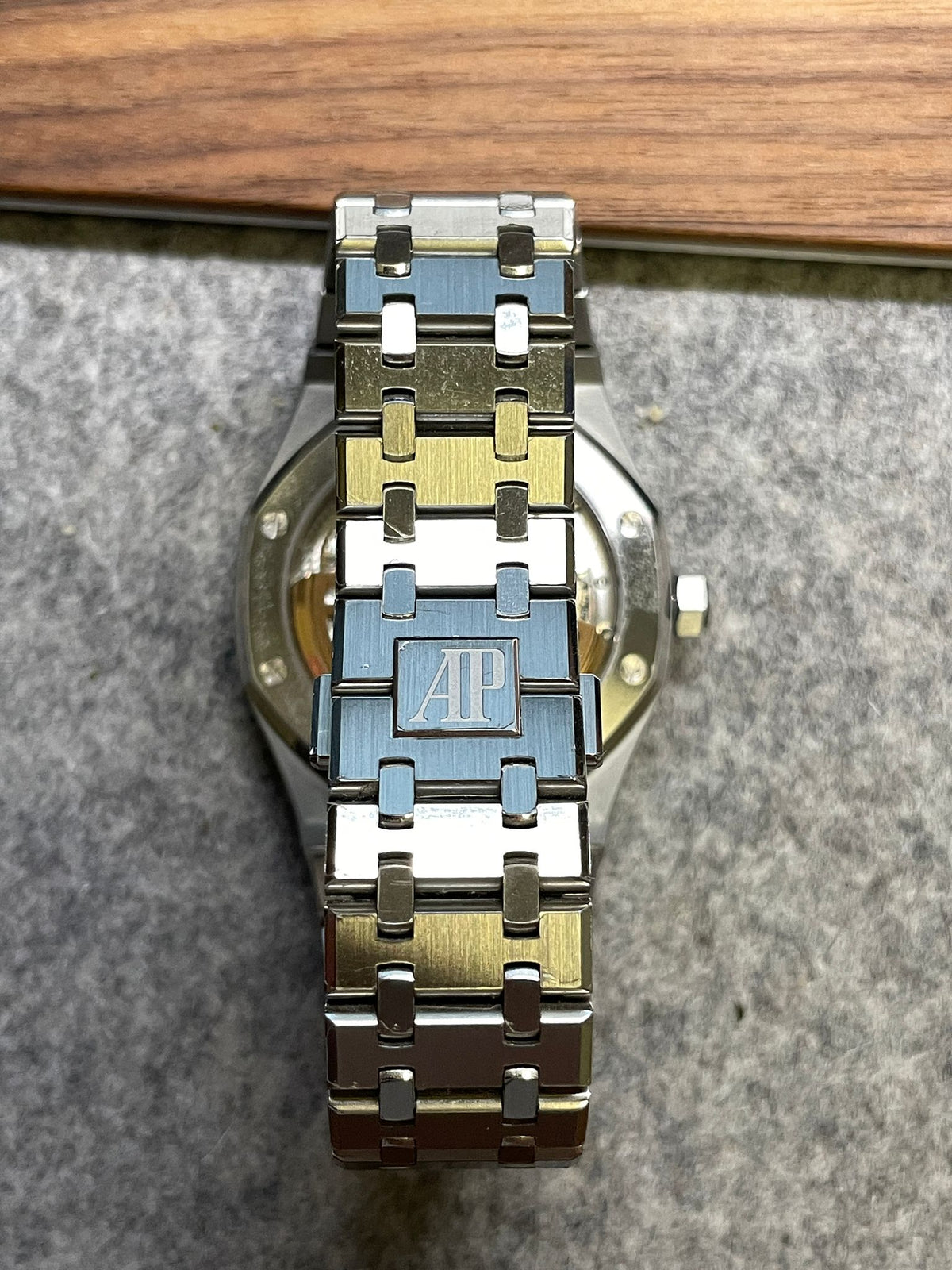 (已售)Audemars Piguet 愛彼錶 | Royaloak 皇家橡樹 15500st 灰色 近全新