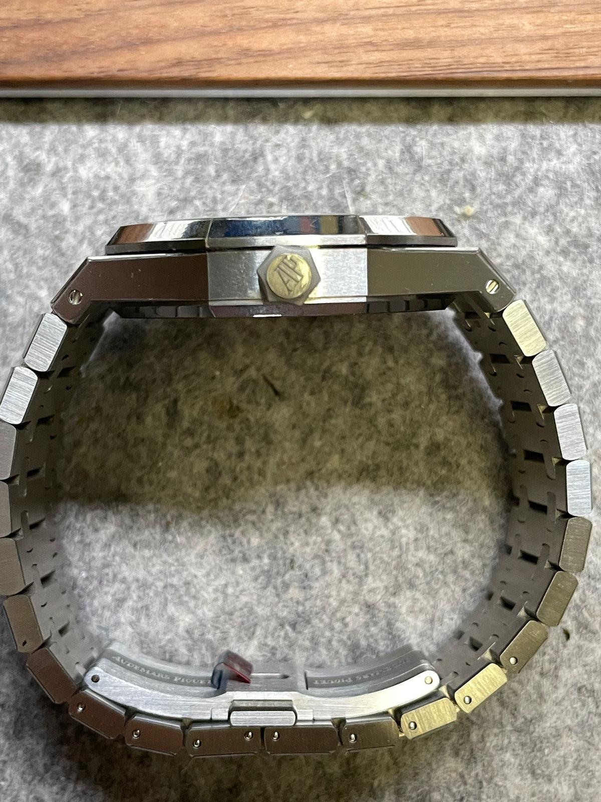 (已售)Audemars Piguet 愛彼錶 | Royaloak 皇家橡樹 15500st 灰色 近全新